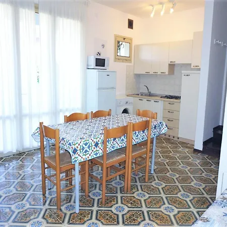 Charming In With Private Garden