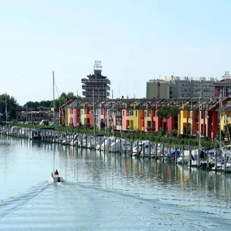 Charming In With Private Garden Porto Santa Margherita di Caorle