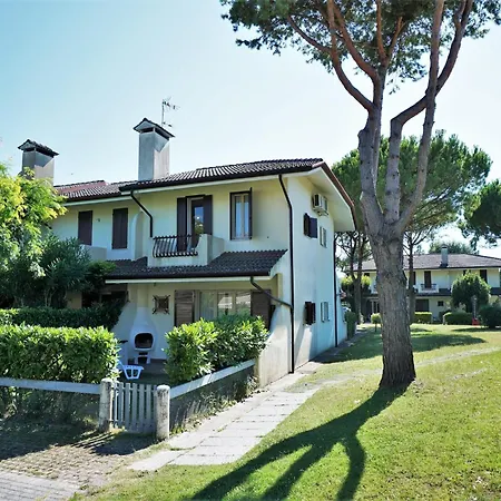 Charming In With Private Garden