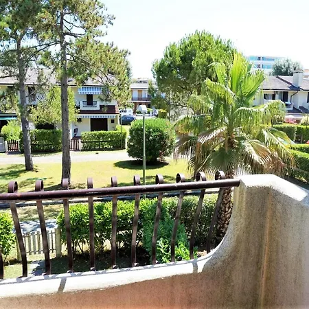 Charming In With Private Garden Porto Santa Margherita di Caorle
